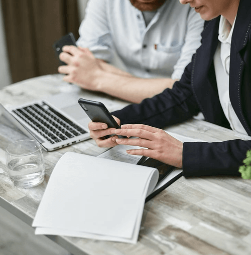 ZaakVast Cryptonium support team illustration